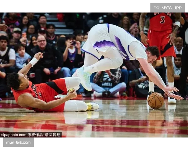 奎克利巴雷特后场组合稳定 猛龙进攻发起依赖双枪发挥